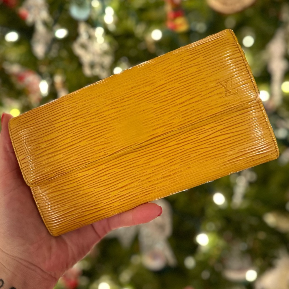 Louis Vuitton Yellow Epi Sarah Long Wallet!